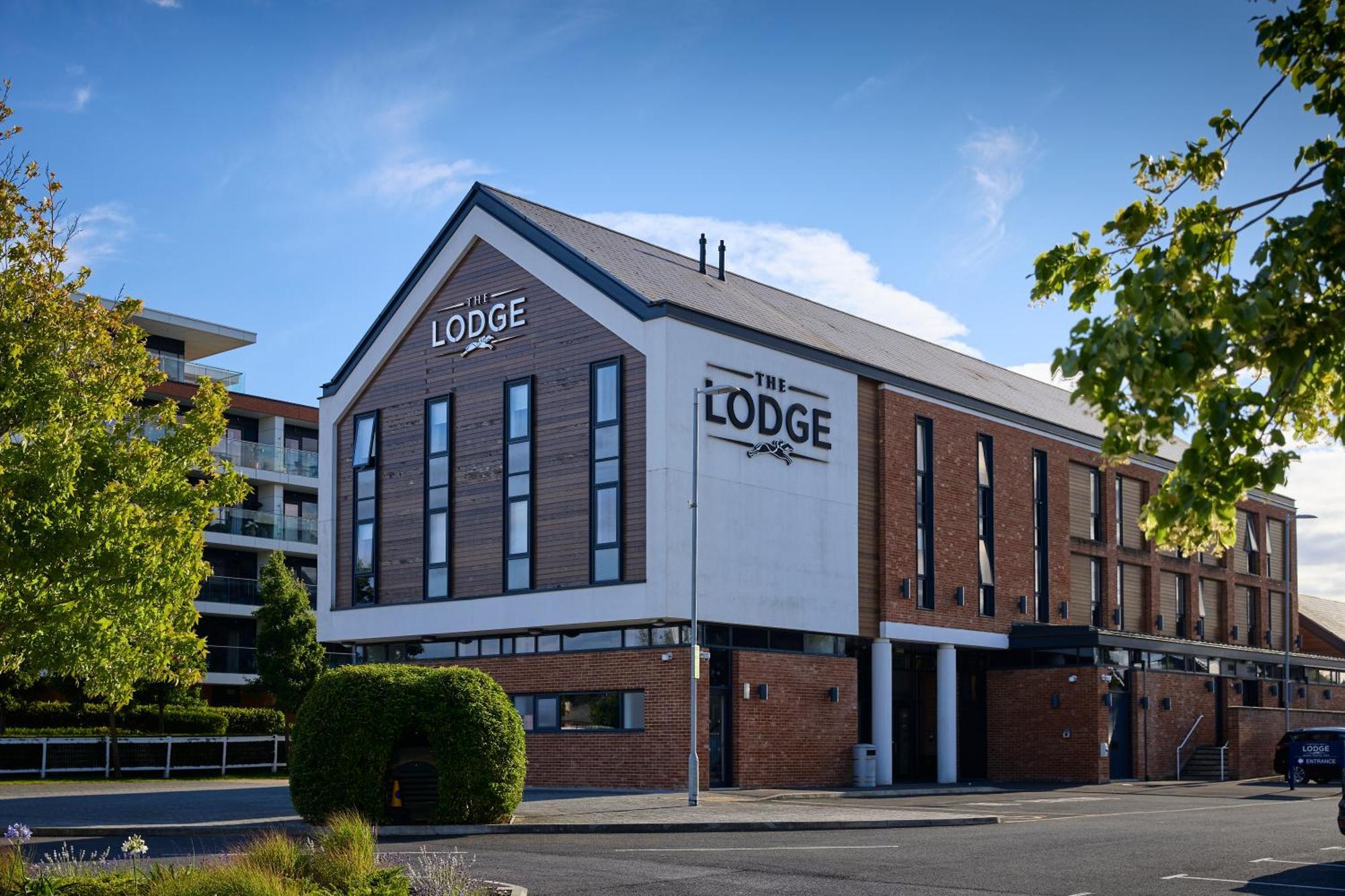 The Lodge Hotel Νιούμπερι Εξωτερικό φωτογραφία