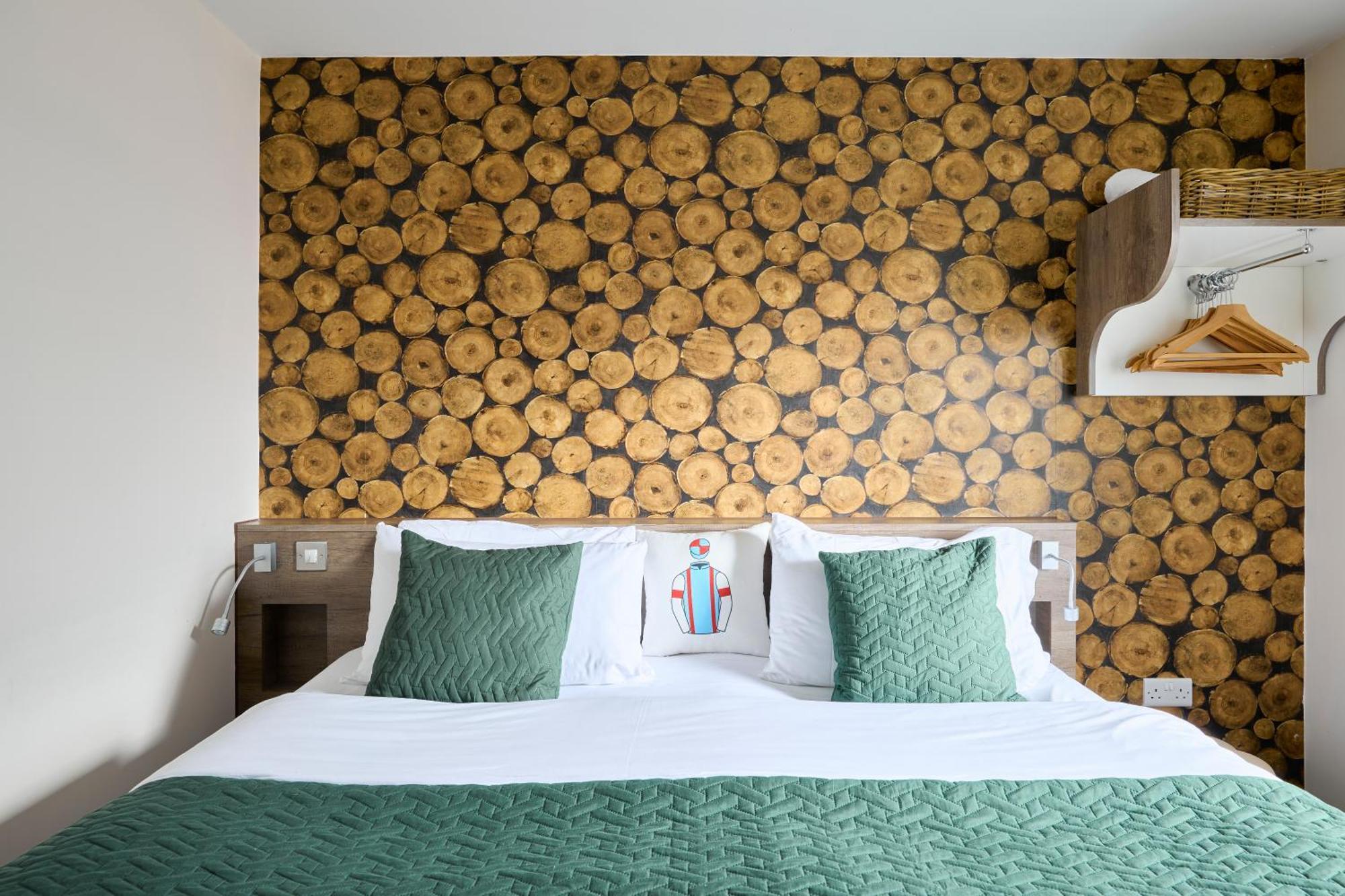 The Lodge Hotel Νιούμπερι Εξωτερικό φωτογραφία
