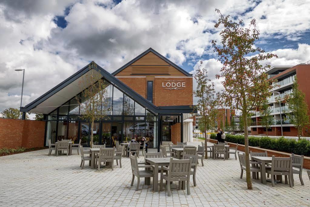 The Lodge Hotel Νιούμπερι Εξωτερικό φωτογραφία